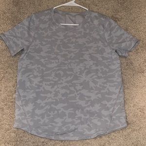 Lululemon long distance short sleeve